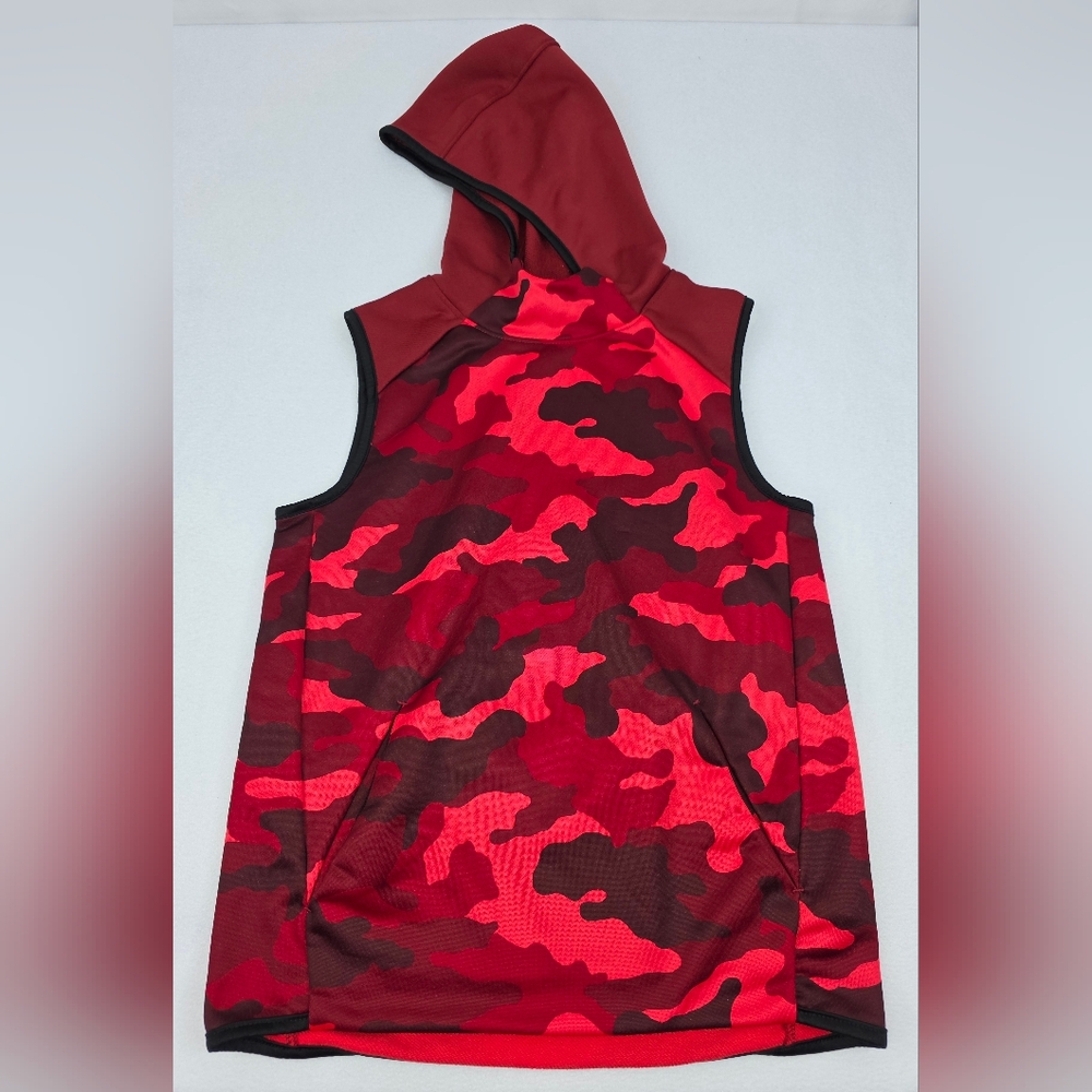 Old Navy Active Boy's Red Camo Sleeveless Hoodie Go-Dry Size 8 Y-0193